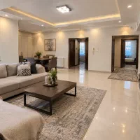همکف شیک و دلباز  ۱۴۰ متر دو خواب