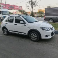 کوئیک r سفید مشکی