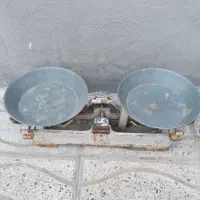 ترازو سنگی قدیمی فورش فوری|کلکسیون اشیاء عتیقه|کرمانشاه, |دیوار