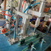 دستگاه اسپری پر کن و مایع پر کن چسب۱۲۳|ماشینآلات صنعتی|ارومیه, |دیوار