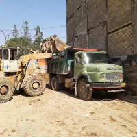 نیازمنده راننده پایه یک  هستم