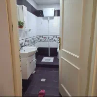 مغازه ۹۰ متری