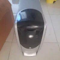 کامپیوتر قدیمی بدون هارد به فروش می‌رسد