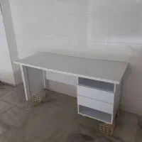 میز اداری و تحریر