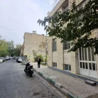 120-متر-دو-خواب-طبقه-اول-گلبرگ-عادل-زاده-شمالی