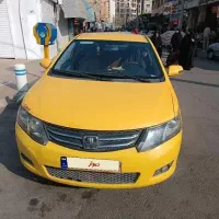 تاکسی آریو اتومات