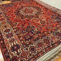 قالی ۱۲متری دستباف بختیاری زمینه لاکی|فرش|تهران, اکباتان|دیوار