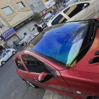 نصب تخصصی شیشه دودی درمکان سرپوشیده