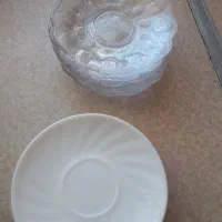 دودست نعلبکی