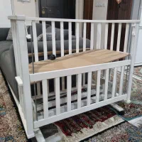 تخت نوزاد گهواره ای