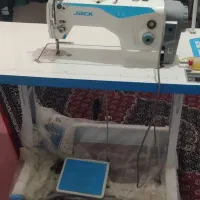 چرخ خیاطی در حد نو