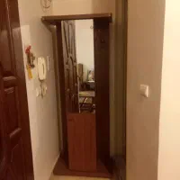 جاکفشی و جالباسی