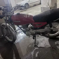 موتور هندا۸۳