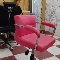 صندلی آرایشگاه میز ناخن|آرایشگاه و سالنهای زیبایی|ارومیه, |دیوار