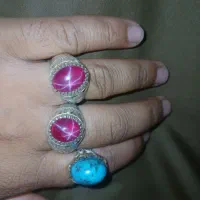 انگشتر یاقوت استار