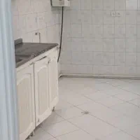 آپارتمان  تمیز طبقه اول
