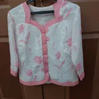 بلوز و دامن صورتی آرامش بخش|لباس|میبد, |دیوار