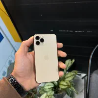 اپل استور/ آیفون ۱۱ پرو استثنایی