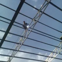 به دوجوشکاروارددرسقف شیروانی نیازمندیم