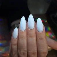 خدمات ناخن و مژه