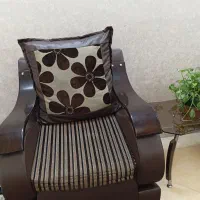 مبل راحتی،چرم و مخمل،۶نفره،با سه عدد میز اصلی|مبلمان خانگی و میز عسلی|مشهد, حجاب (شهرک غرب)|دیوار