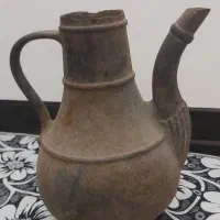 چرخ گوشت دستی  و پارچ قدیمی|کلکسیون اشیاء عتیقه|قم, علی آباد سعدگان|دیوار