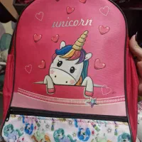 کیف مدرسه|کیف، کفش، کمربند|قم, وادی السلام|دیوار