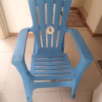 صندلی پلاستیکی