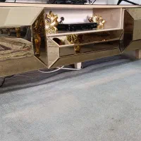 میز تلویزیون آینه ای در حد نو