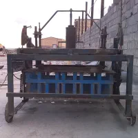 دستگاه بلوک زنی