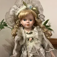 عروسک پرنسسی سرامیکی قدیمی