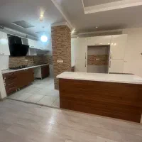 ۱۴۰متر۳خوابه مهرشهر روبروی باغ سیب