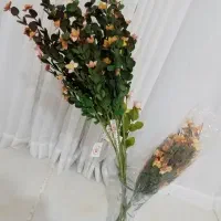 گلدان سفالی و گل مصنوعی|گل مصنوعی|شیراز, شهرک گلستان|دیوار