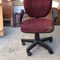 صندلی گردان با دسته|دفتر کار|اصفهان, باغ کاران|دیوار