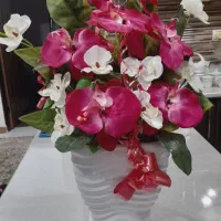 گلدان گل مصنوعی