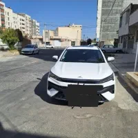 کرایه خودرو  کی ام سی j7