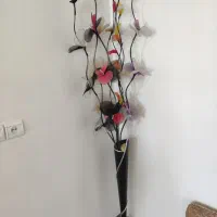 گل جورابی  همراه با گلدان فلزی