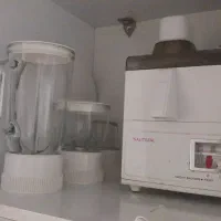 میوه  فشار  سه میلیون  از ملکان