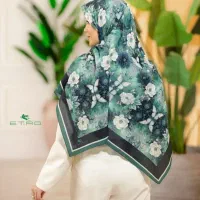 فروشنده خانم عصر