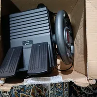 پدال و فرمان بازی