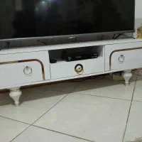میز تلویزیون سفید