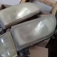 چراغ جلو پراید .فنرکمک پرایدویک عدد راهنمای جلو|قطعات یدکی و لوازم جانبی|کاشمر, |دیوار