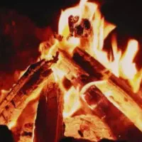 نیازمند کمک جهت هیزوم ضایعات چوب