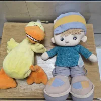 تعدادی عروسک