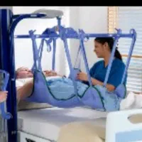 استخدام پرستار سالمند خانم
