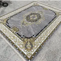 تعدادی فرش معدود