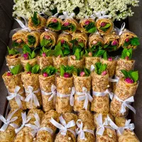 نان و پنیر سبزی سفره عقد حنا میوه آرایی