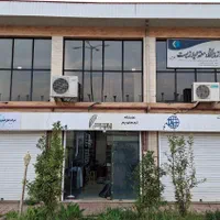 یک باب واحد‌ تجاری در بازارچه.