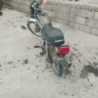 متورسیکلت125