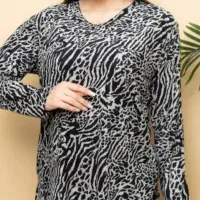 کمک برشکار اطوکار بسته بند درتولید زنانه